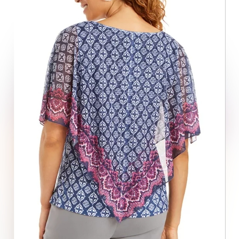 Women's Blue and Pink Patterned Top - Picture 9 of 9